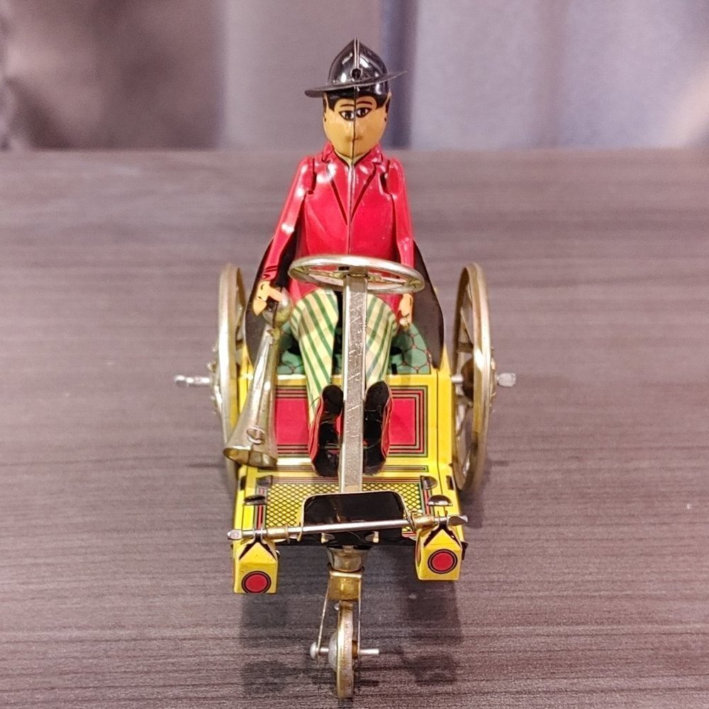 Paya Tin Toy Three Wheel Car. 5"  Vintage - Picture 2 of 6